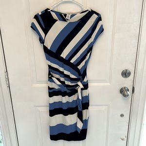 Boutique dress, Cache size M
